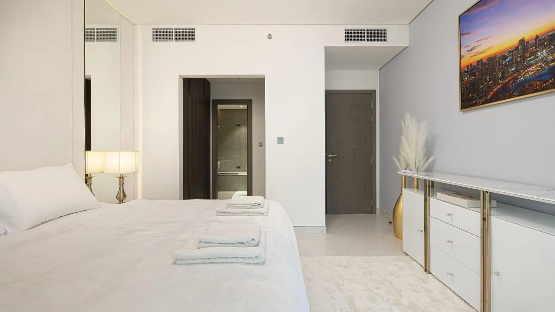 Apartment Luxury Apt Burj Khalifa, Sunset And Lagoon View Dubai United Arab Emirates