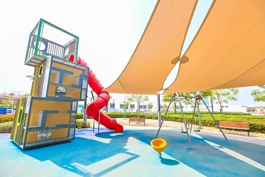 Luxury Apt Burj Khalifa, Sunset And Lagoon View Dubai Apartment