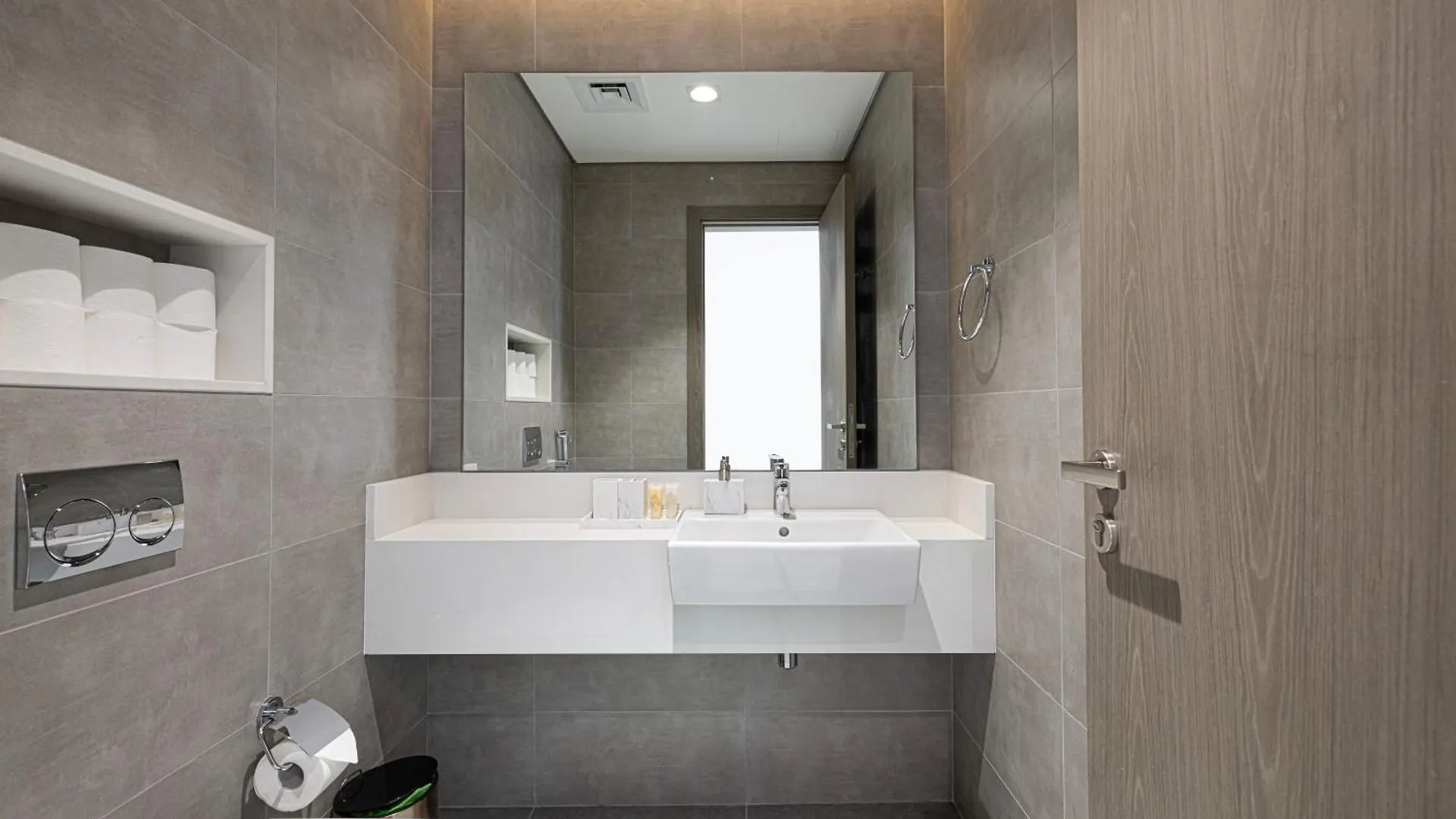 Luxury Apt Burj Khalifa, Sunset And Lagoon View Dubai 0*,  United Arab Emirates